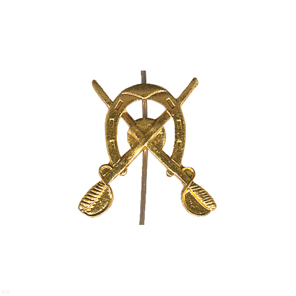 Эмбл. петл. мет. Кавалерия (подкова и 2 перекрещ. сабли) зол.