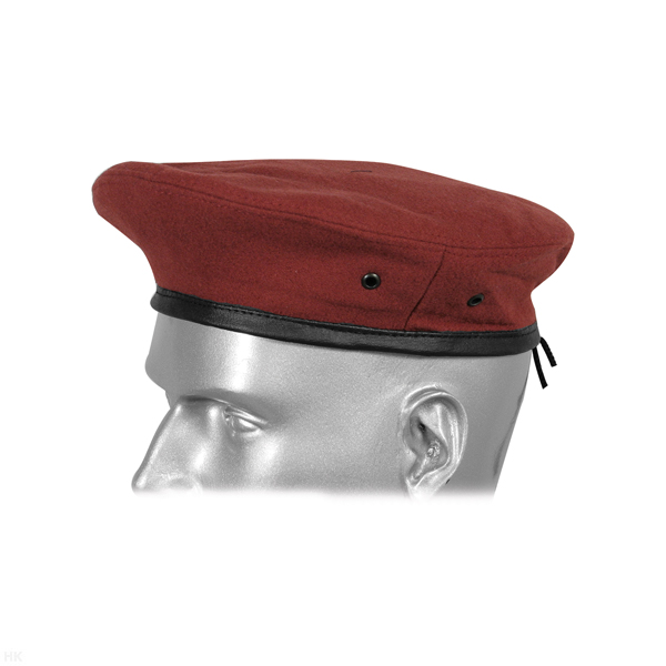 Берет простой краповый