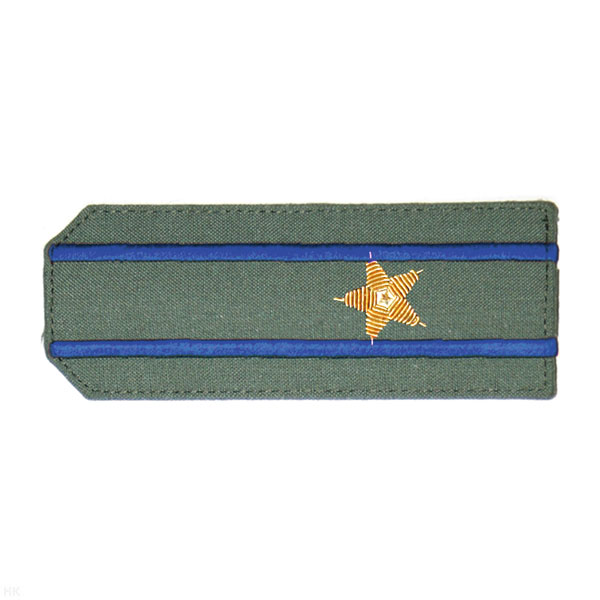 Погоны из рубаш. ткани оливк. с вышит. 2 вас. просв., вышит. канителью (майор)