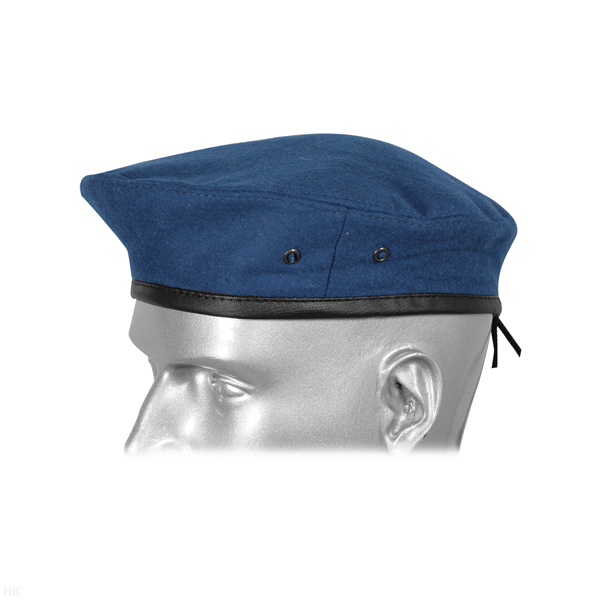 Берет простой синий