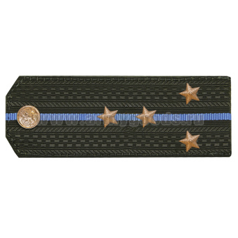 Погоны оливк. 1 голубой просвет, укомпл. мет. фурнитурой (капитан) пластик