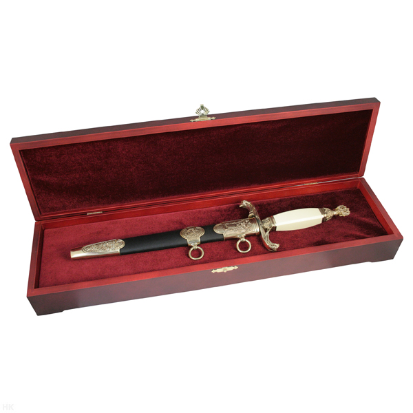 Кортик в шкатулке ФТС (сувенирный)