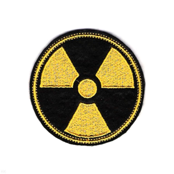 Шеврон вышит. Знак радиац. опасности - 3-листн. клевер (черн. на желт. фоне)