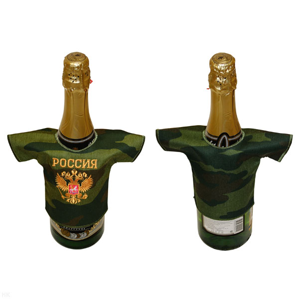 Рубашечка на бутылку сувенирная вышитая Россия (орел) кмф