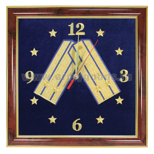 Часы подарочные вышитые на бархате в багетной рамке 35х35 см (Полковник ФСБ)