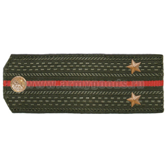 Погоны оливк. 1 красный просвет, укомпл. мет. фурнитурой (лейтенант) пластик